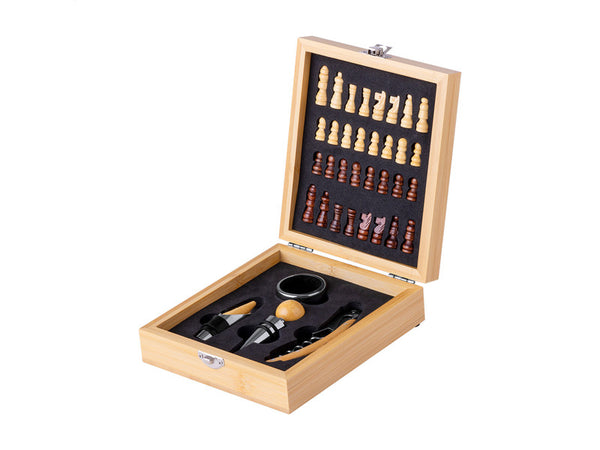 Kaspar Chess Wine Set with custom printing